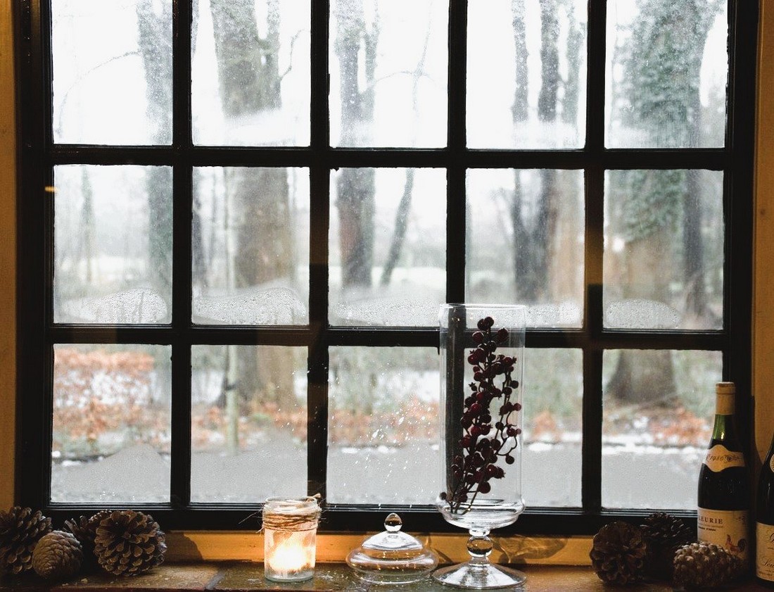 Beat the Chill: Maximizing Insulation and Energy Efficiency with Window Coverings