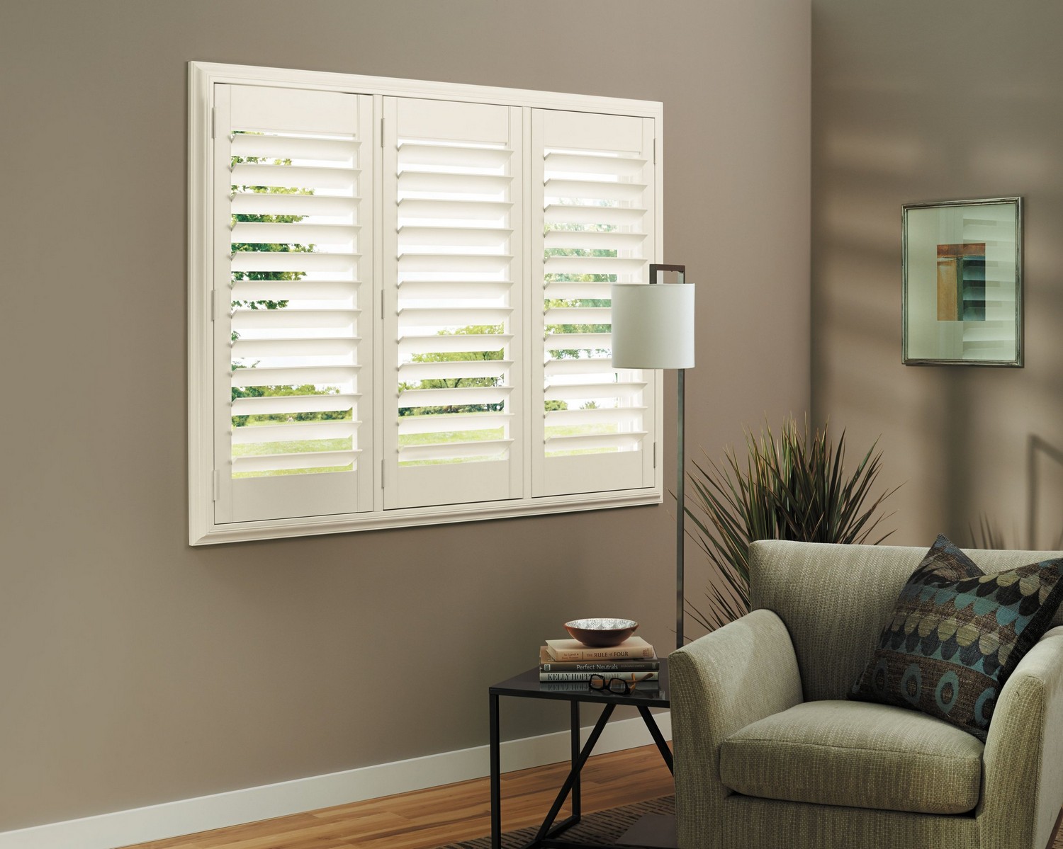 Transform your windows choosing blinds and shades